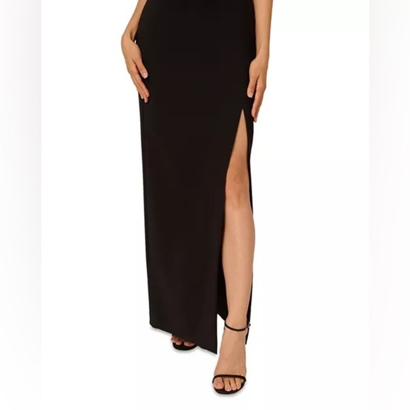 Liv Foster
Contrast Twist Gown - Picture 4 of 11